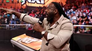 WWE Hall of Famer Booker T Announces In-Ring Return